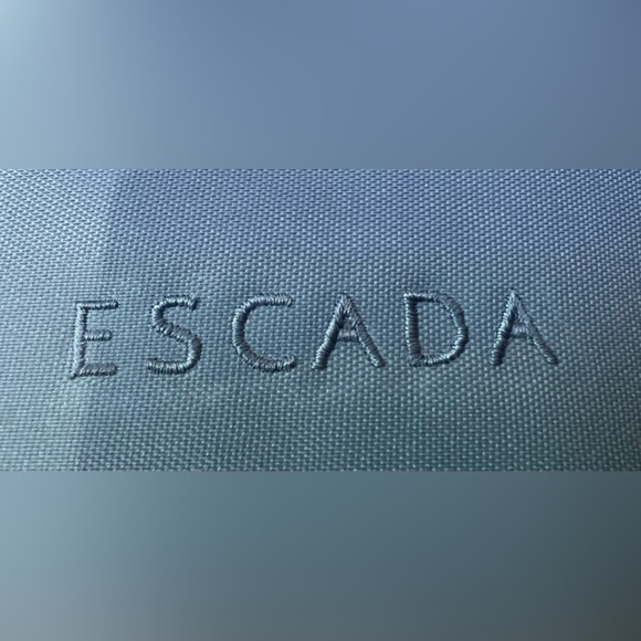 Purse - Picture 2 of 3